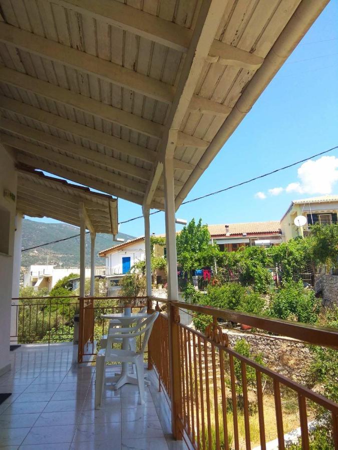Kostas Studios II Vasiliki  Bagian luar foto