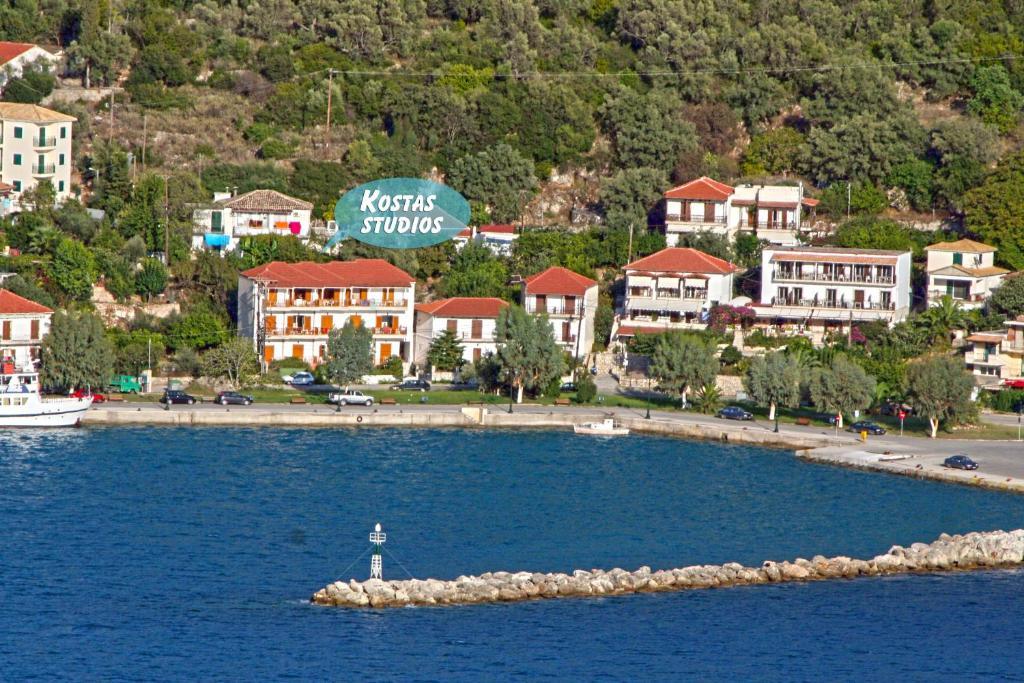Kostas Studios II Vasiliki  Bagian luar foto