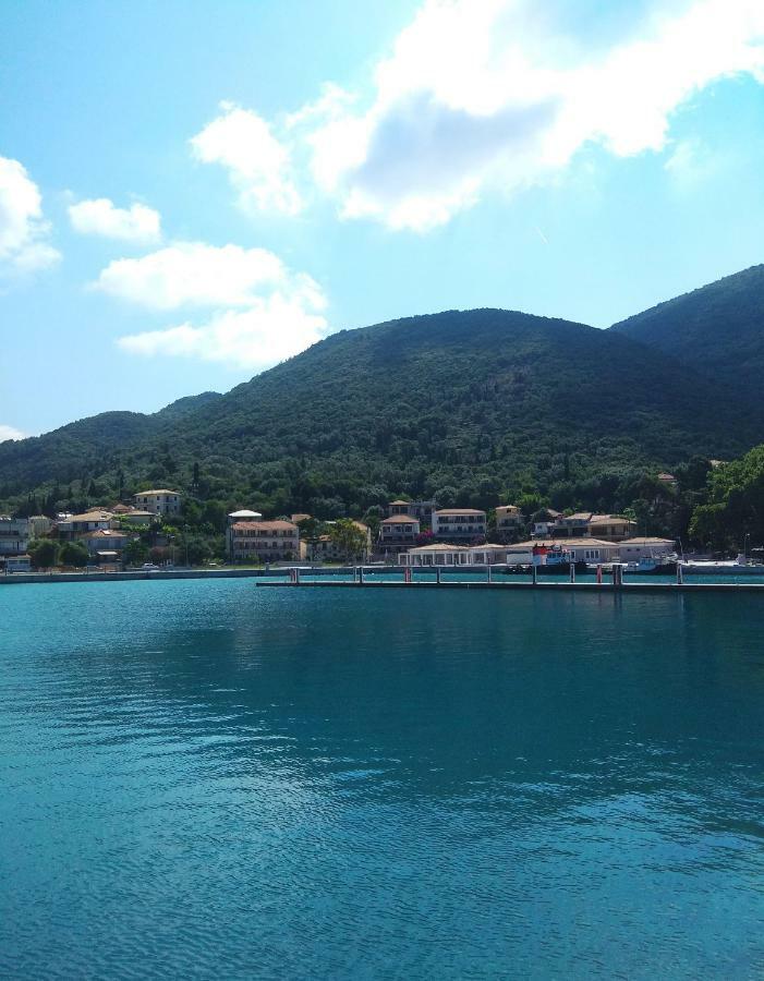 Kostas Studios II Vasiliki  Bagian luar foto