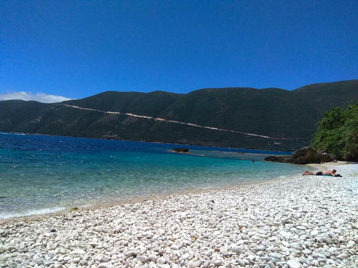Kostas Studios II Vasiliki  Bagian luar foto